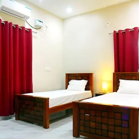 Sri Apartment 2Bhk For Familys Couples Parking A1 Pondicherry Exterior photo