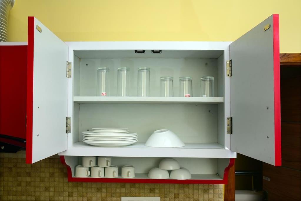 अपार्टमेंट Sri 2bhk For Familys Couples Parking A1