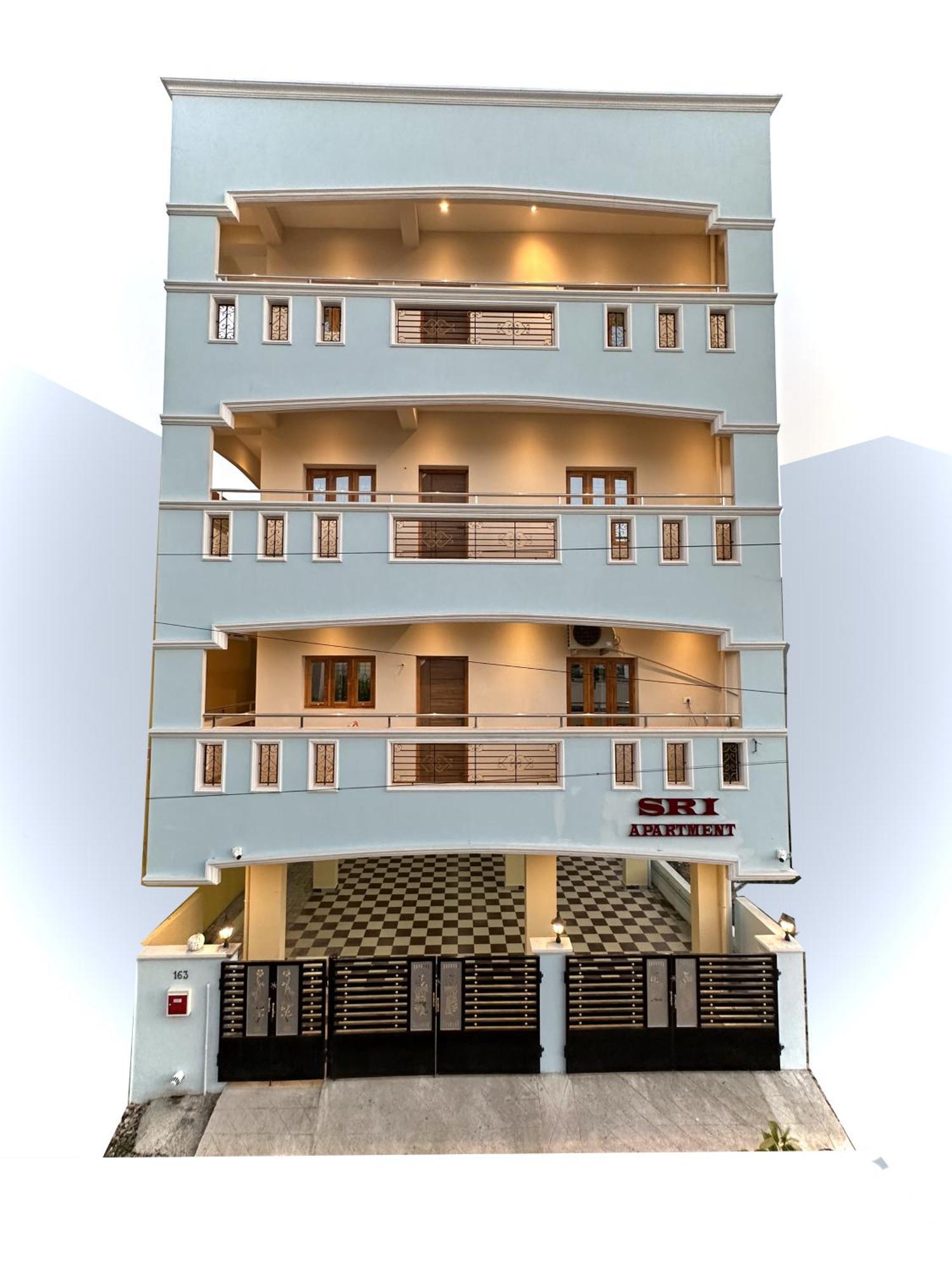 अपार्टमेंट Sri 2bhk For Familys Couples Parking A1 *