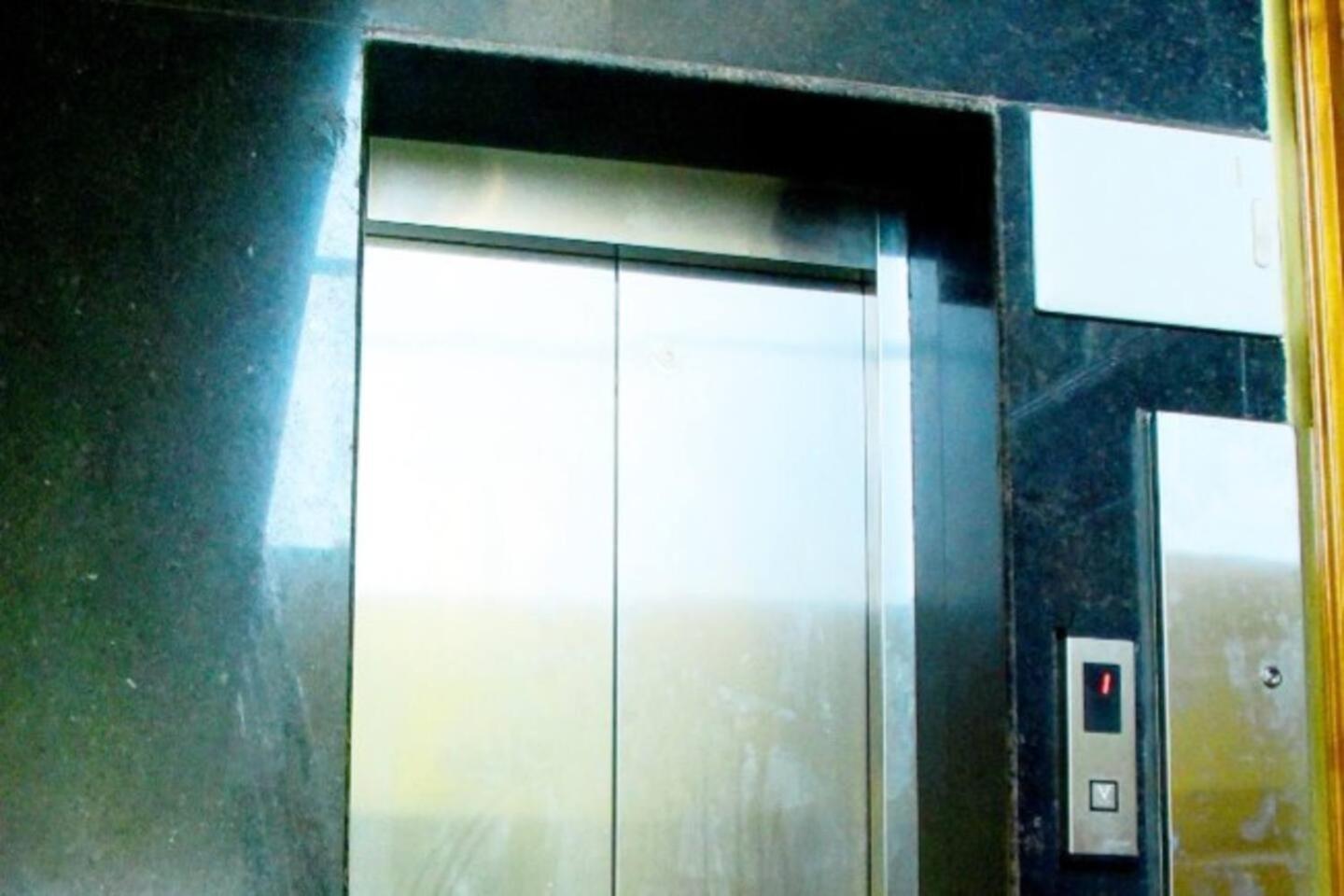 Sri 2bhk For Familys Couples Parking A1 Pondicherry